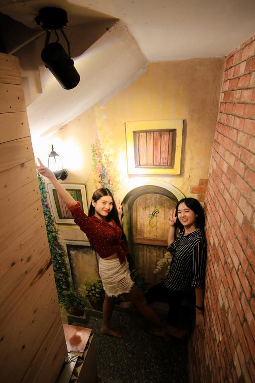 Wanderlust Saigon Hostel & Rooftop Bar Ho Chi Minh City Bagian luar foto