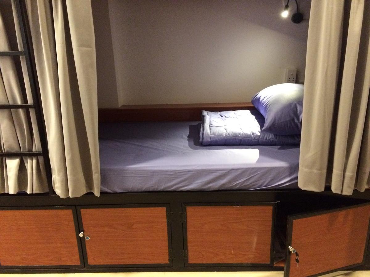 Wanderlust Saigon Hostel & Rooftop Bar Ho Chi Minh City Bagian luar foto
