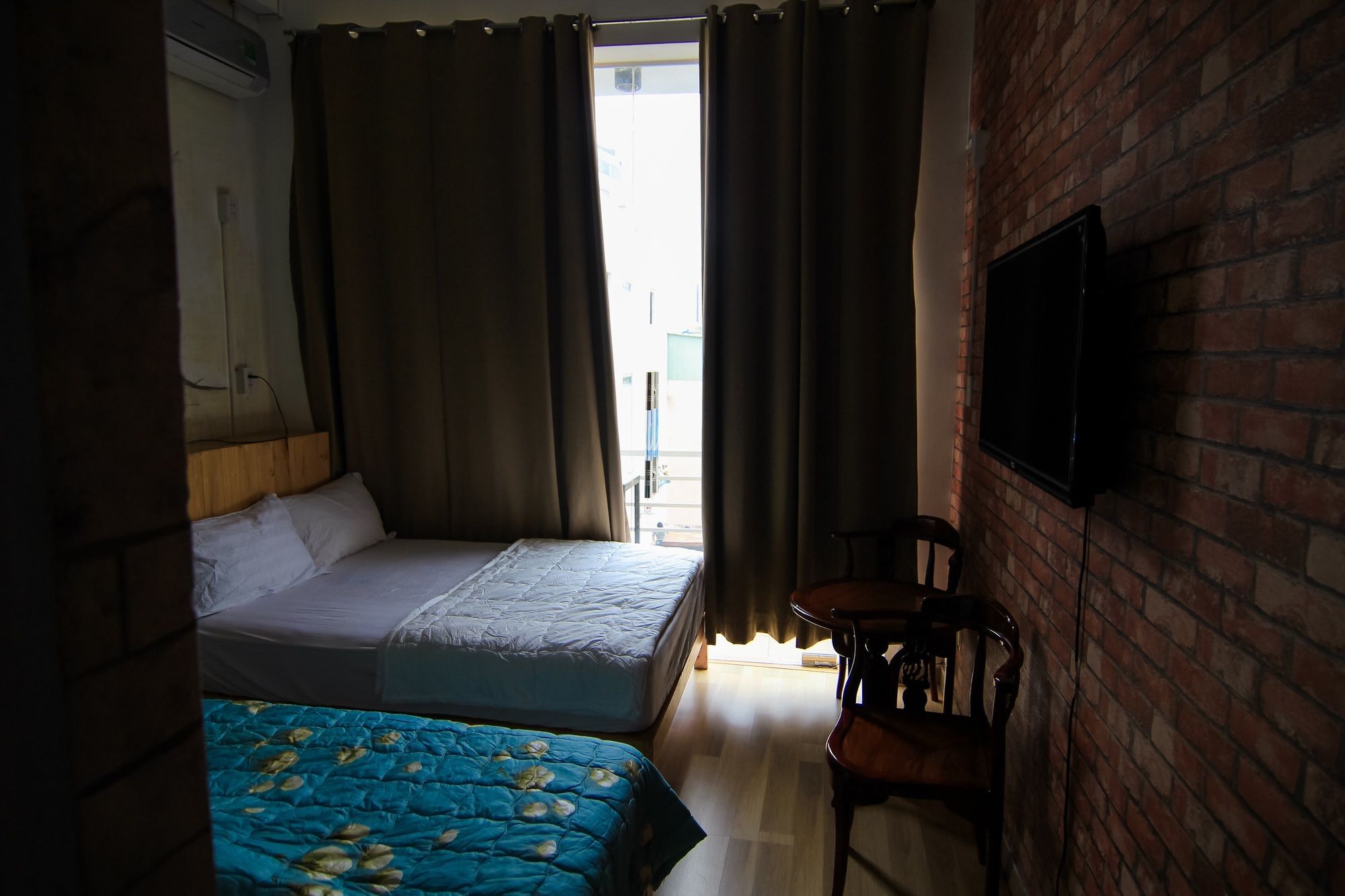 Wanderlust Saigon Hostel & Rooftop Bar Ho Chi Minh City Bagian luar foto