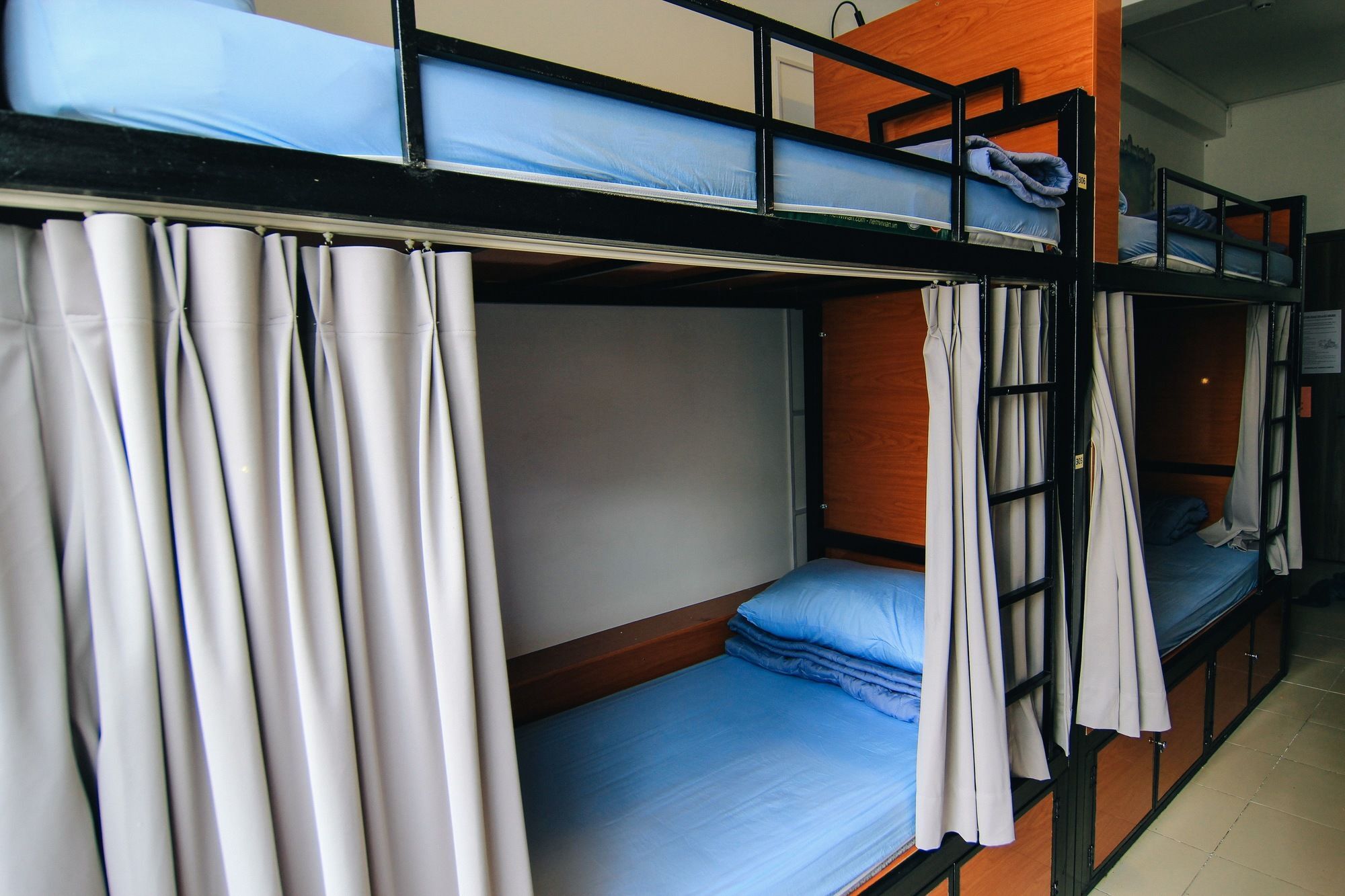 Wanderlust Saigon Hostel & Rooftop Bar Ho Chi Minh City Bagian luar foto