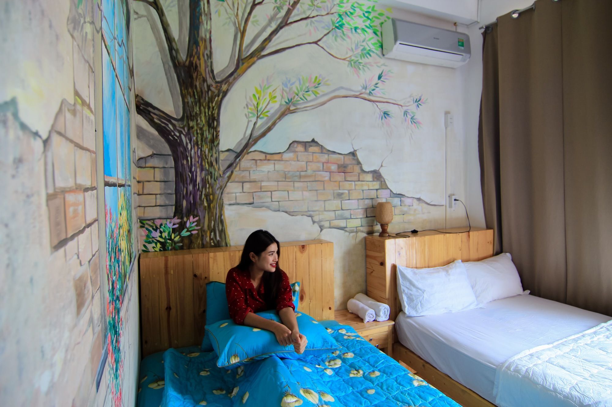 Wanderlust Saigon Hostel & Rooftop Bar Ho Chi Minh City Bagian luar foto